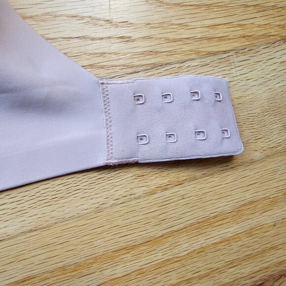 Soma Bra 36D - Picture 4 of 6